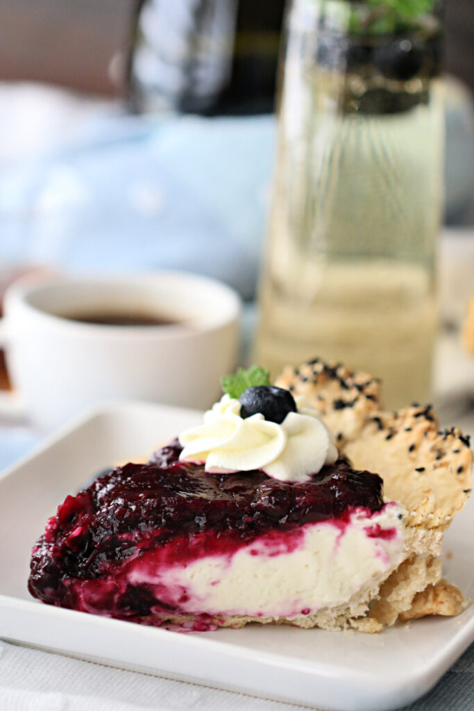 Ginger 'n' Spice Bubbling Blueberry Pie 