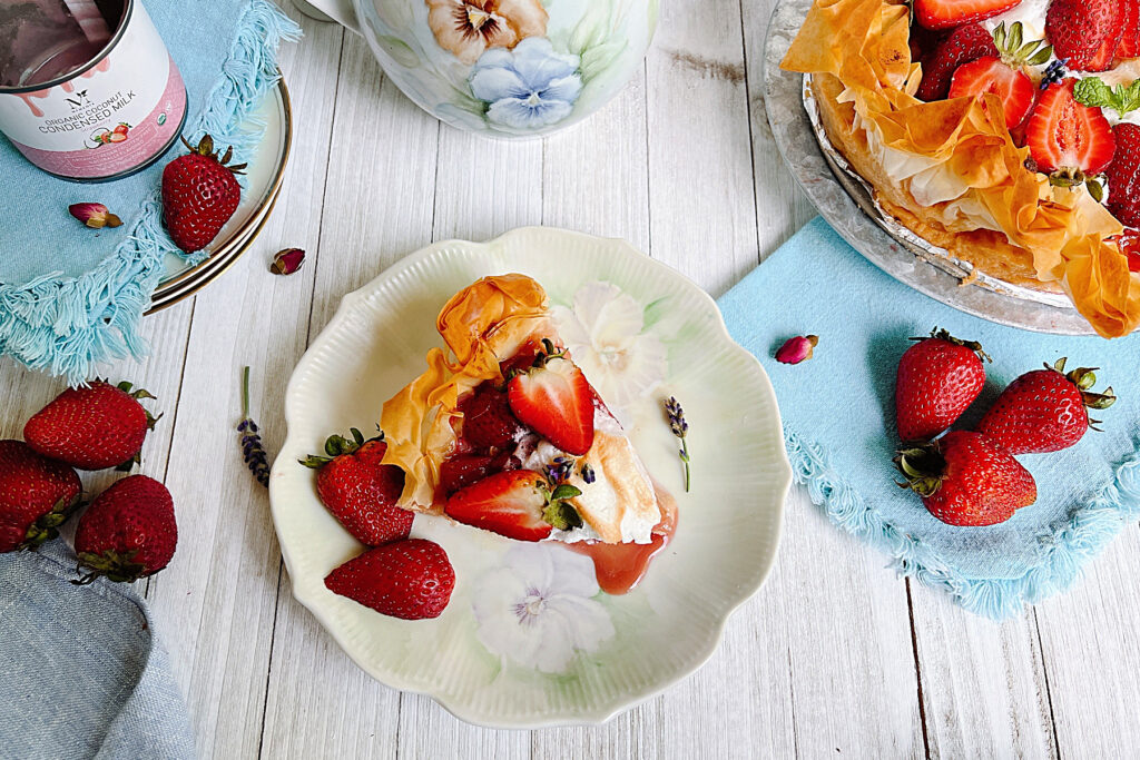 Strawberry Creme Crinkle Cake