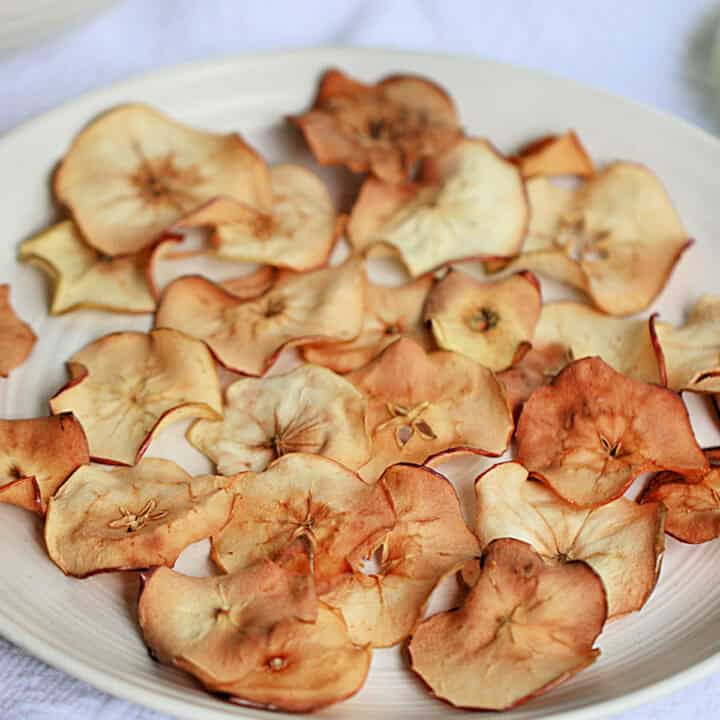 AirFryer Apple Flower Crisps — At Home with Rebecka